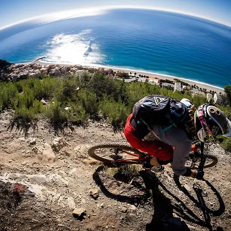 Grande Fronte Mare Finale Ligure